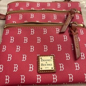 Dooney & Bourke Crossbody Bag